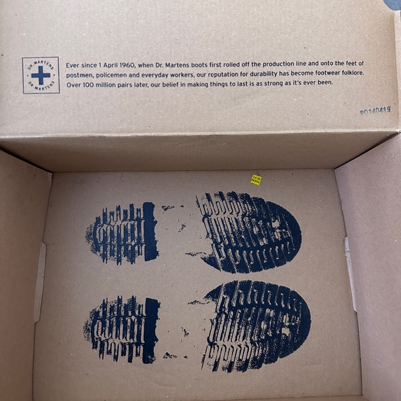 COPY - LIKE NEW ORIGINAL 2009 1460 CHERRY RED SMOOTH DR. MARTENS!!!➕🍒 Size: 6 - Picture 12 of 16